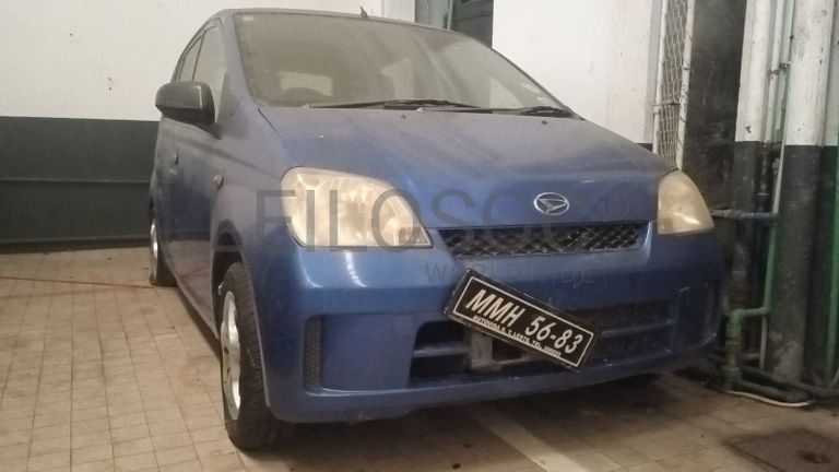 Daihatsu Charade · Ano 2002