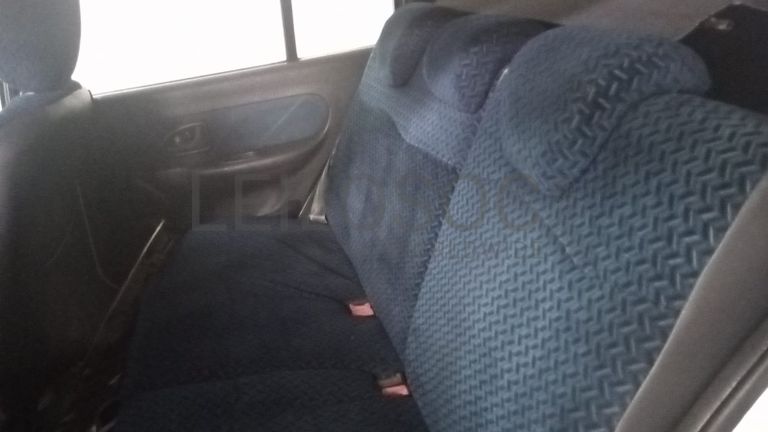 Renault Clio · Ano 2004