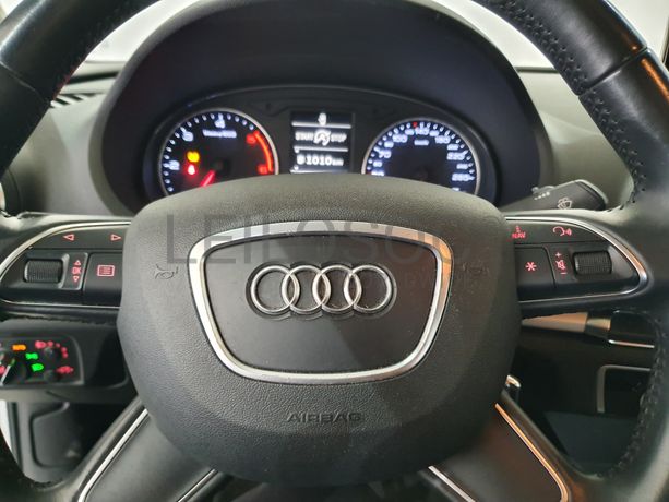 Audi A3 · Ano 2015