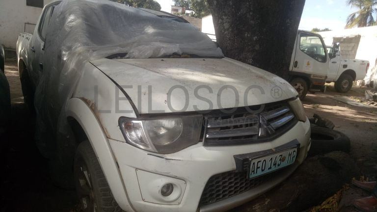 Mitsubishi Triton 2.5 HP · Ano 2015