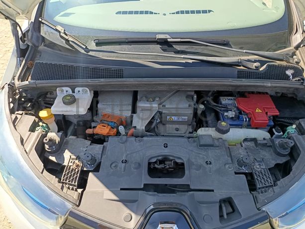 Renault Zoe · Ano 2013