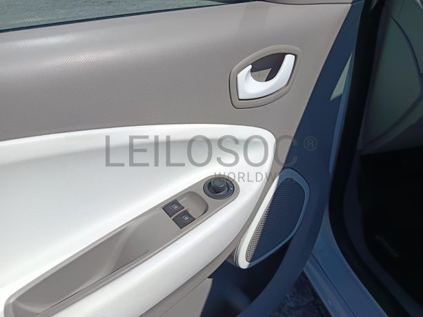 Renault Zoe · Ano 2013
