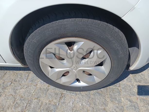 Renault Zoe · Ano 2013