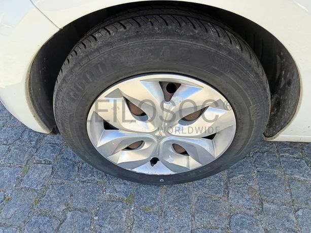 Renault Zoe · Ano 2013