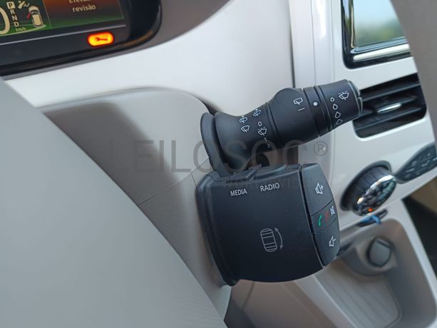 Renault Zoe · Ano 2013