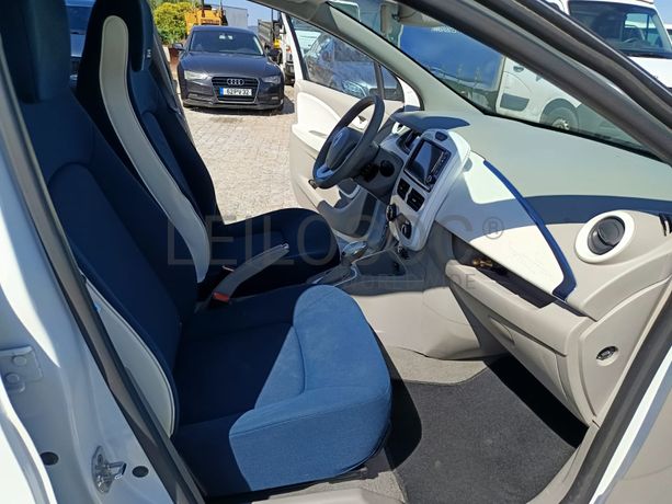 Renault Zoe · Ano 2013