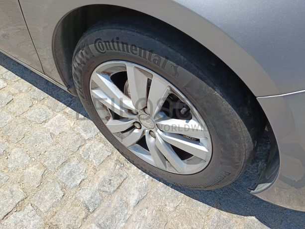 Peugeot 308 · Ano 2014