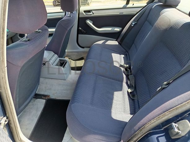 BMW 320D · Ano 1999