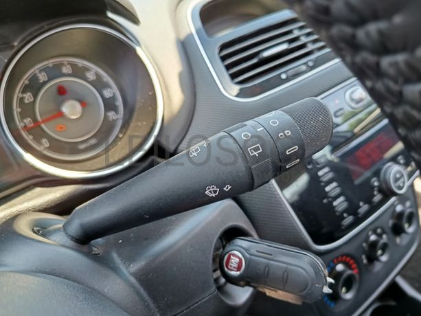 Fiat Punto · Ano 2013