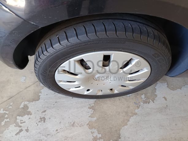 Volkswagen Polo · Ano 2005