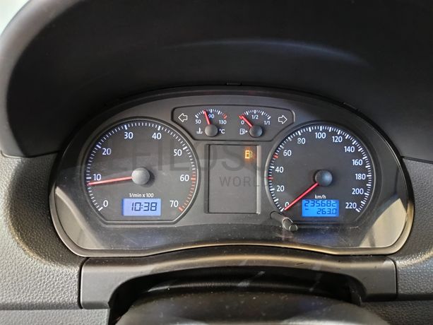 Volkswagen Polo · Ano 2005