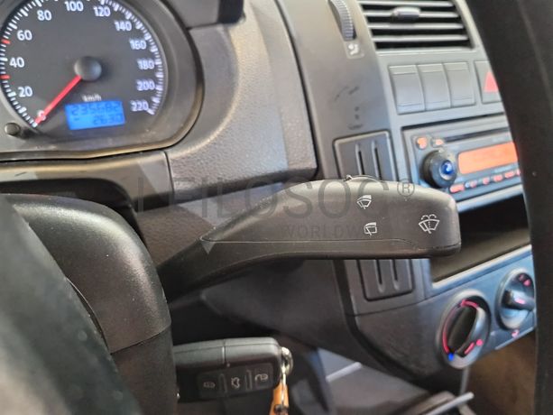 Volkswagen Polo · Ano 2005