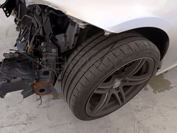 BMW 320D · Ano 2010