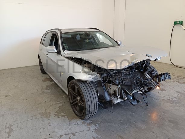 BMW 320D · Ano 2010