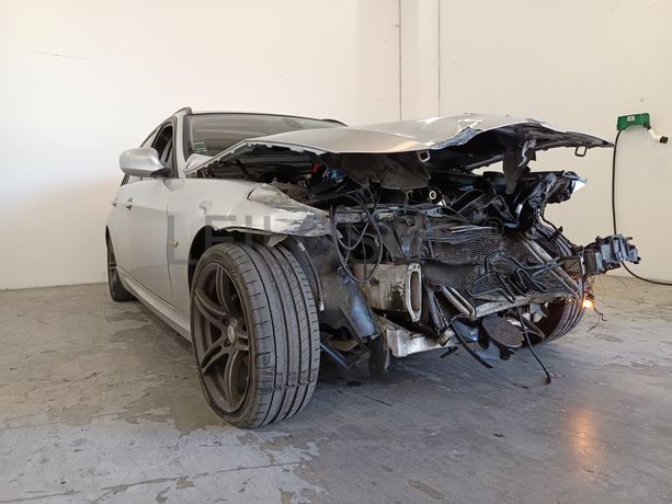 BMW 320D · Ano 2010