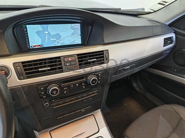 BMW 320D · Ano 2010