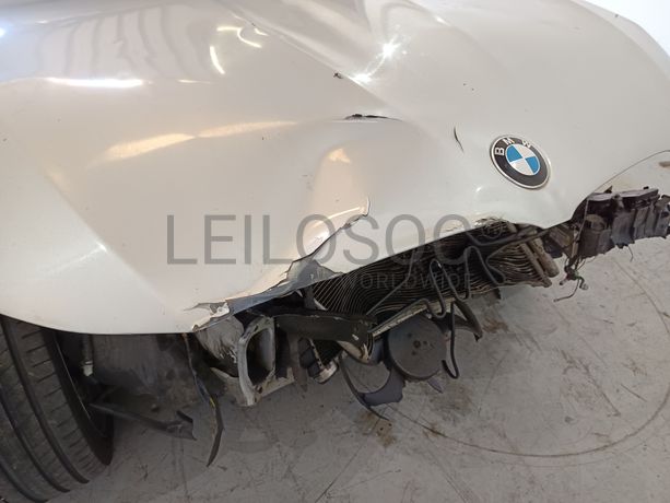 BMW 320D · Ano 2010