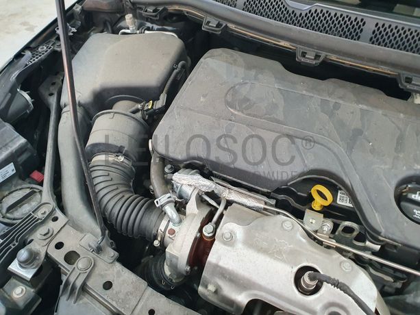 Opel Astra · Ano 2018