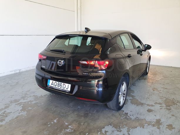 Opel Astra · Ano 2018