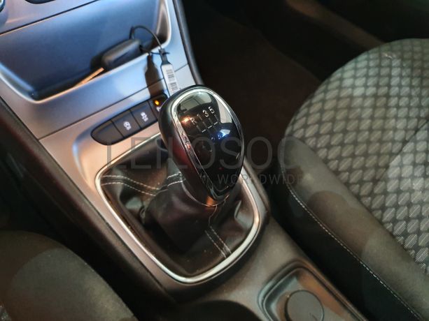 Opel Astra · Ano 2018