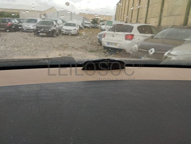 BMW 320D · Ano 2001