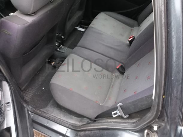 Seat Ibiza TDI · Ano 2001