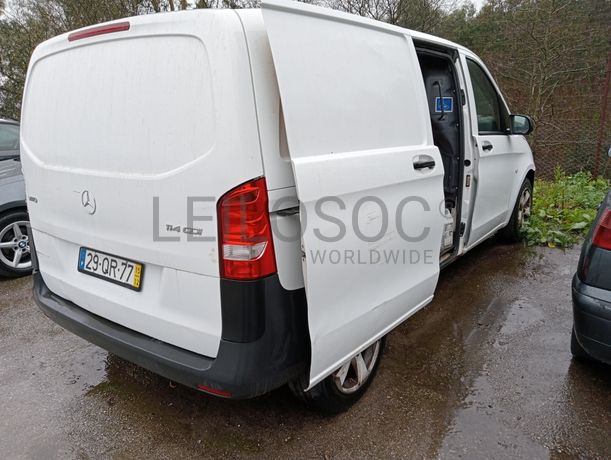 Mercedes-Benz Vito 114 CDI · Ano 2015