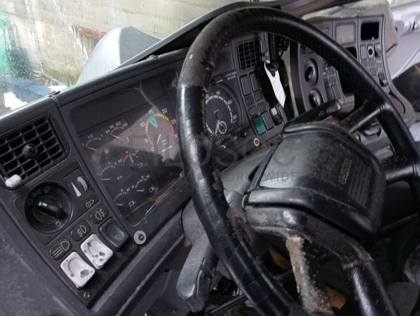 Scania 340 114G · Ano 1999