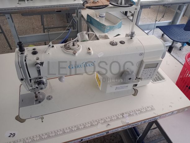 Mesa de Dobrar · Máquinas de Pregar Botões · Máquina de Casear · Máquinas de Ponto Corrido · Máquina de 2 Agulhas