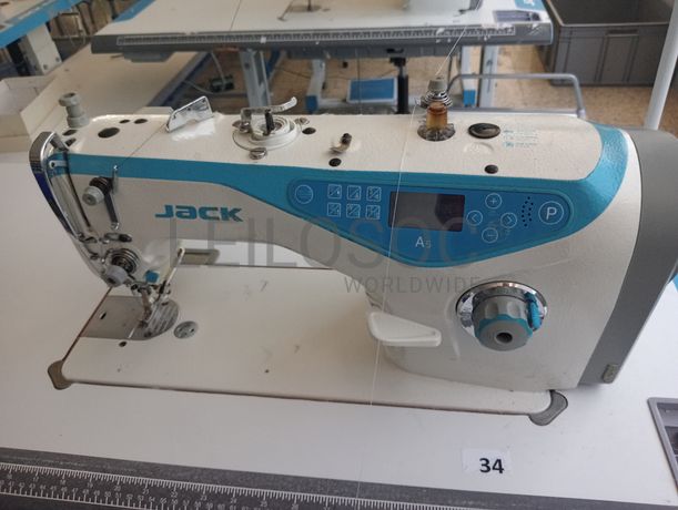 Máquinas de Ponto Corrido · Máquina de 2 agulhas · Máquina de corte e cose · Máquina de pregar molas · Diversos