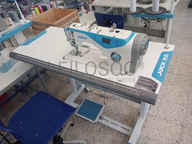 Máquinas de Ponto Corrido · Máquina de 2 agulhas · Máquina de corte e cose · Máquina de pregar molas · Diversos