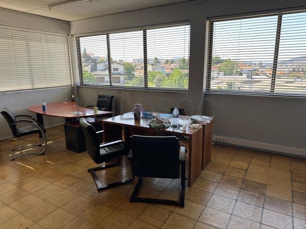 Equipamento de Escritório