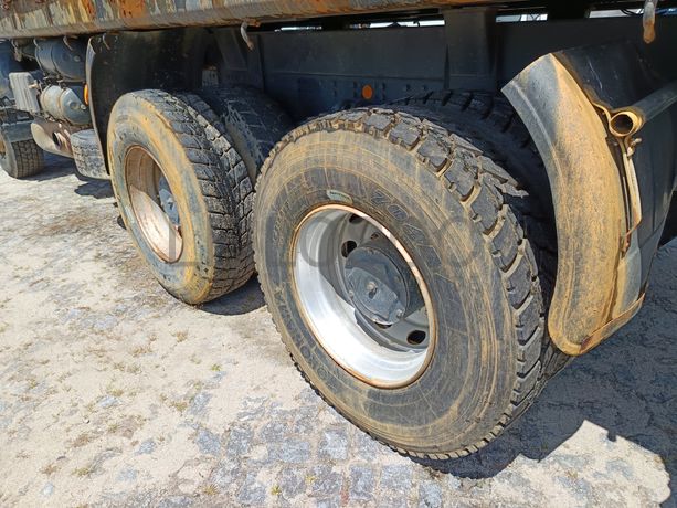 Iveco AD 260T41 · Ano 2008