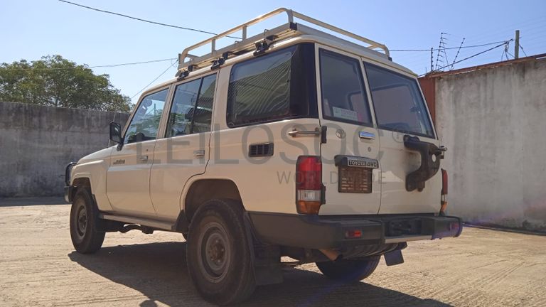 Toyota Land Cruiser · Ano 2016