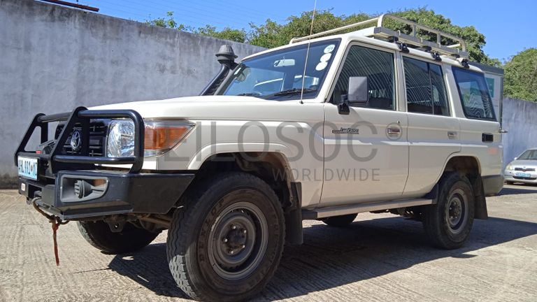 Toyota Land Cruiser · Ano 2018