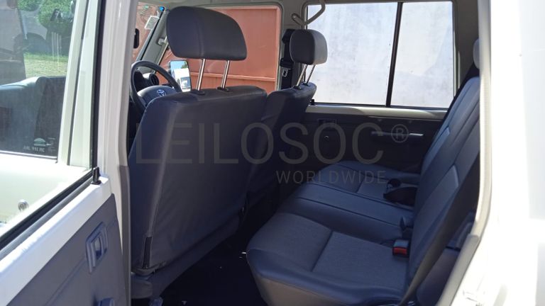 Toyota Land Cruiser · Ano 2018