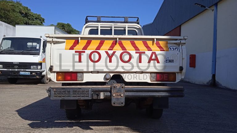 Toyota Land Cruiser · Ano 2015