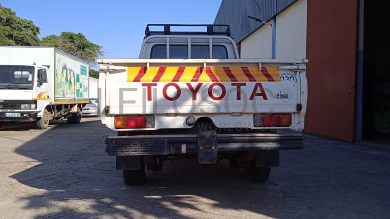 Toyota Land Cruiser · Ano 2015