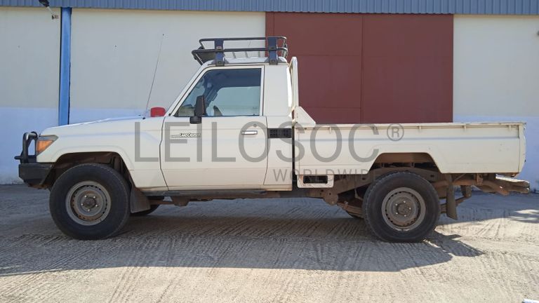 Toyota Land Cruiser · Ano 2015