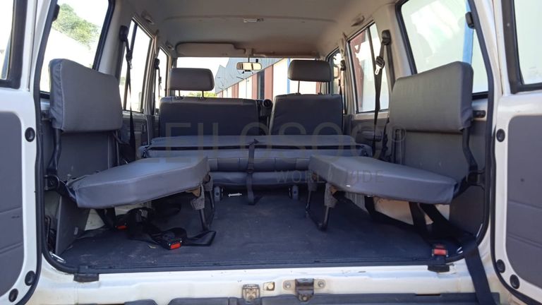 Toyota Land Cruiser · Ano 2016