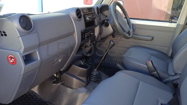 Toyota Land Cruiser · Ano 2016