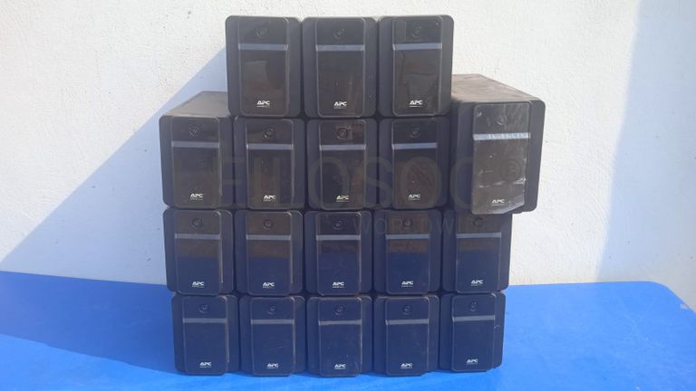 UPS`s APC