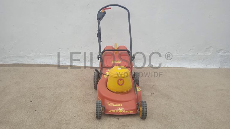 Máquina p/ cortar relva