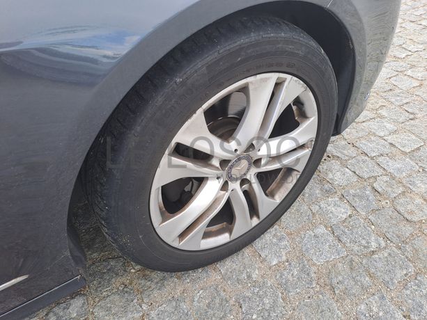 Mercedes-Benz E250 CDI · Ano 2010