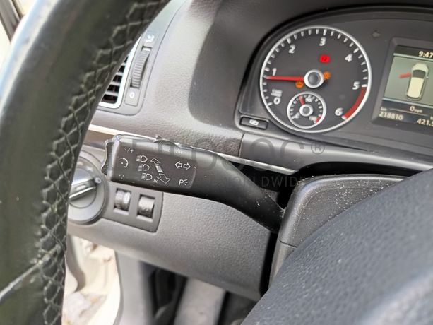 Volkswagen Touran 2.0 TDI · Ano 2012