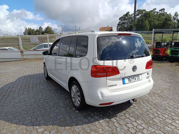 Volkswagen Touran 2.0 TDI · Ano 2012