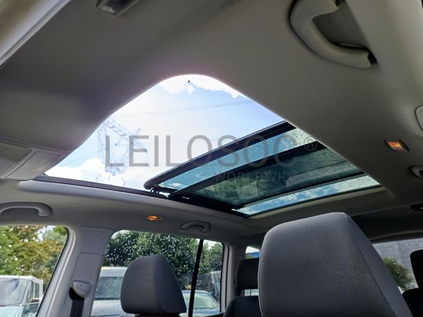 Volkswagen Touran 2.0 TDI · Ano 2012