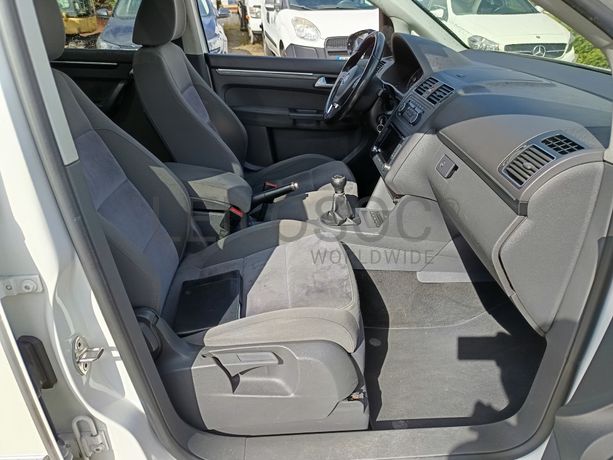 Volkswagen Touran 2.0 TDI · Ano 2012