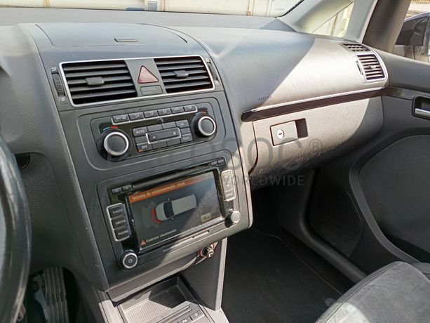 Volkswagen Touran 2.0 TDI · Ano 2012