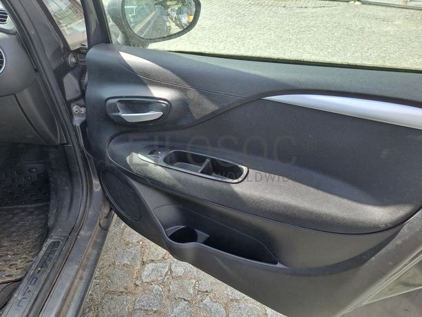 Fiat Punto · Ano 2013